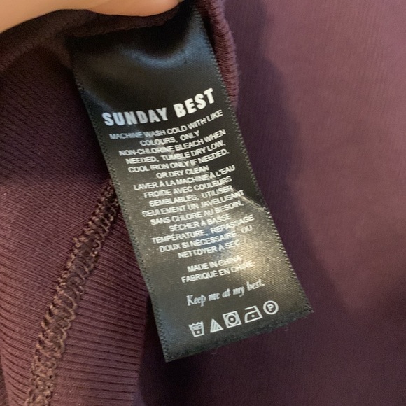 Aritizia Sunday Best Maroon Long Sleeve with Drawstring Front Cropped Shirt - Picture 5 of 6